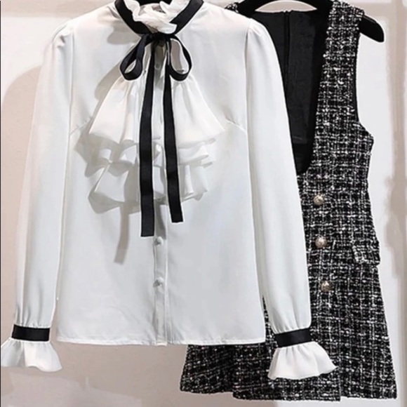 Designer - Picture 3 of 5